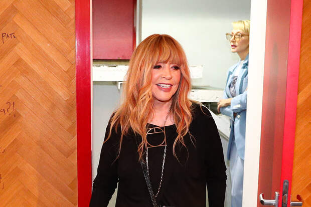 Пугачева ушла в отрыв на Кипре после расставания с Галкиным*