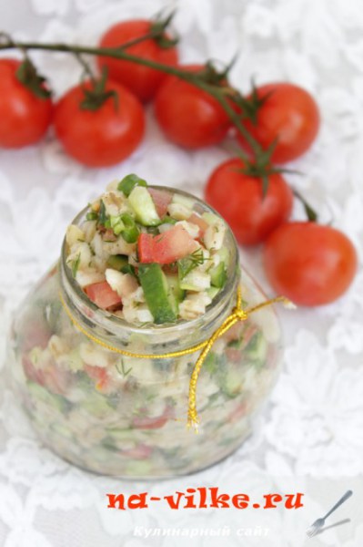 Салат с перловой крупой и овощами