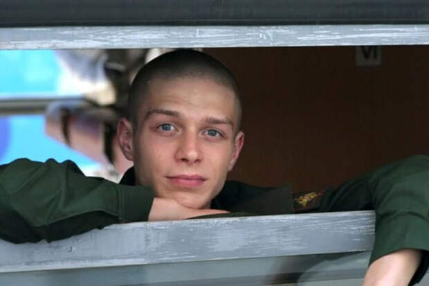 Актер Глеб Калюжный попал в базу "Миротворца" из-за съемок в фильме про СВО