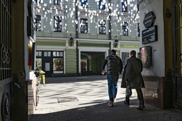 Главные торговые улицы Москвы подешевели после ухода иностранных брендов