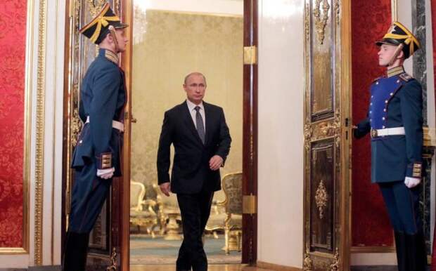 ЮЛИЯ БРАЖНИКОВА : Дворцы Путина с окнами Овертона