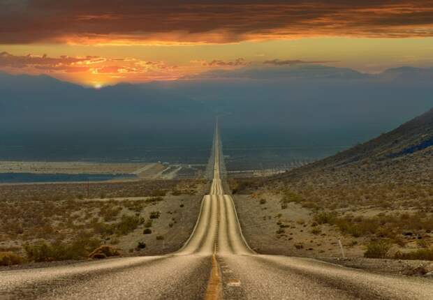 17. Дорога через долину смерти, Калифорния. Более 200 километров по прямой. интересное, фото