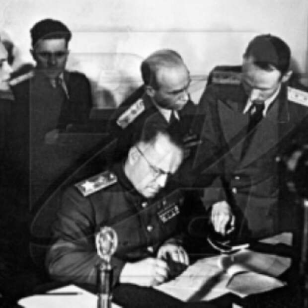 8 мая 1945: попытка союзников украсть победу у СССР