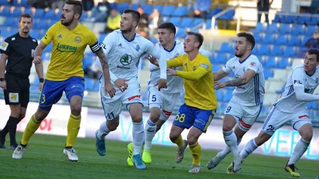 Голы Комличенко и Татаева помогли «Млада-Болеславу» выйти в 1/4 финала Кубка Чехии