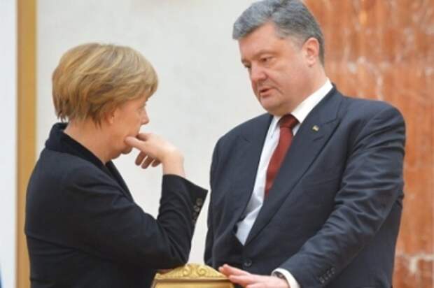 Frankfurter Allgemeine Zeitung: Меркель хочет усилить контроль за Порошенко