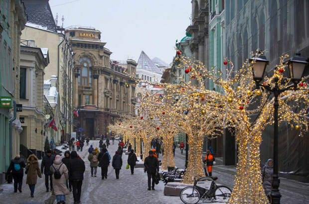 Атмосферное давление в Москве может упасть до рекордно низких значений