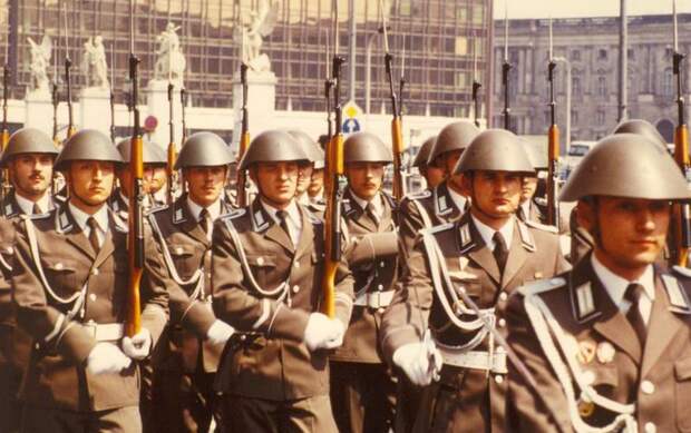 Шестьдесят лет со дня образования Национальной народной армии ГДР
