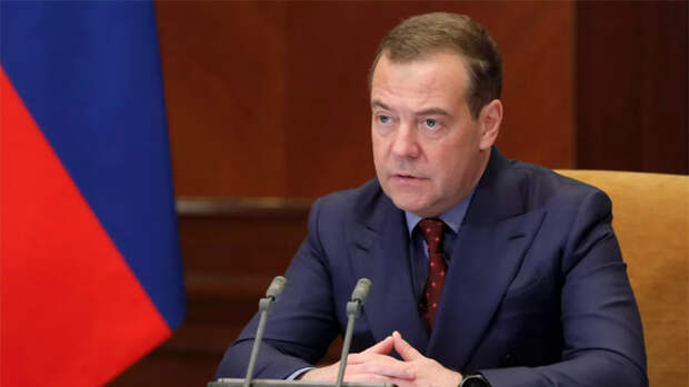 Медведев заявил, что Россия в СВО опережает противника в разработках вооружений