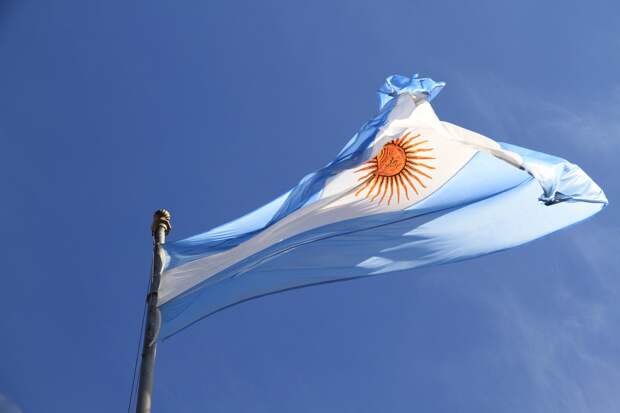 Джоанэ: НАТО позитивно смотрит на заявку Аргентины на партнерство