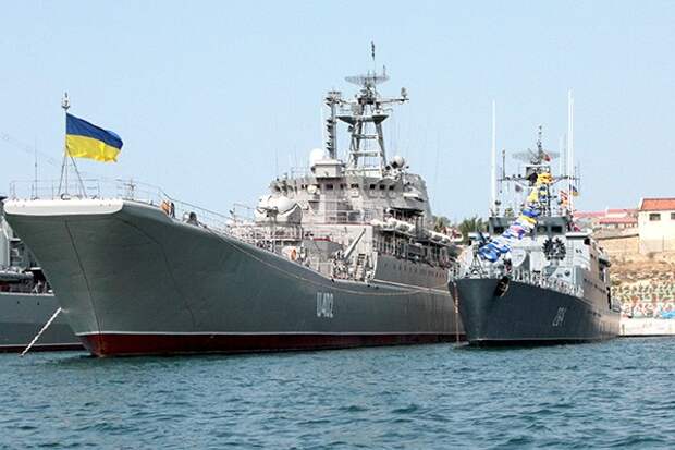 Украинский флот потерял доступ к Азовскому морю Украинский флот потерял доступ к Азовскому морю