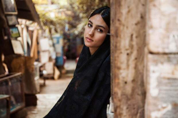 women-around-world-atlas-beauty-mihaela-noroc-22