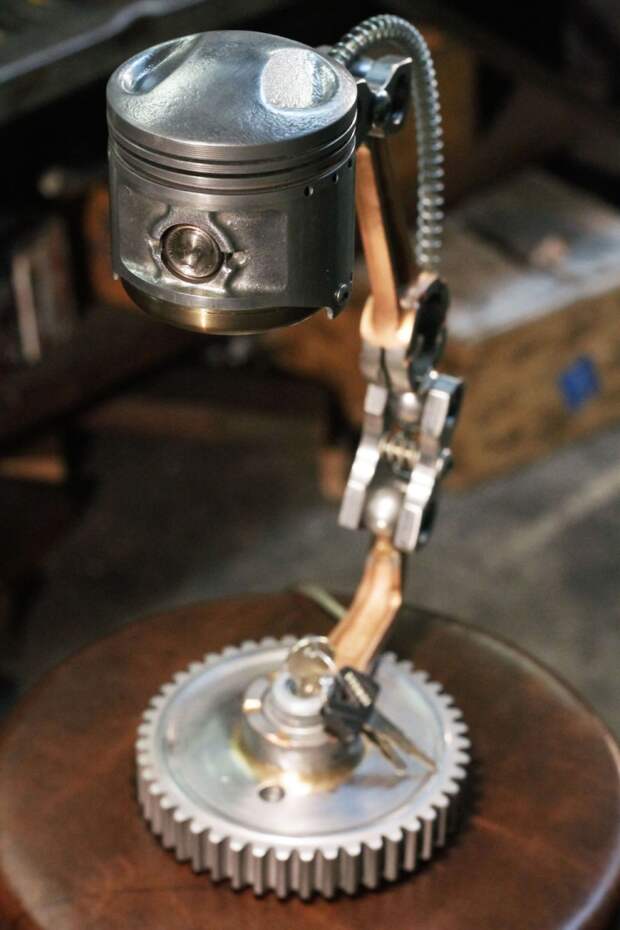 производственно-настольная лампа-03