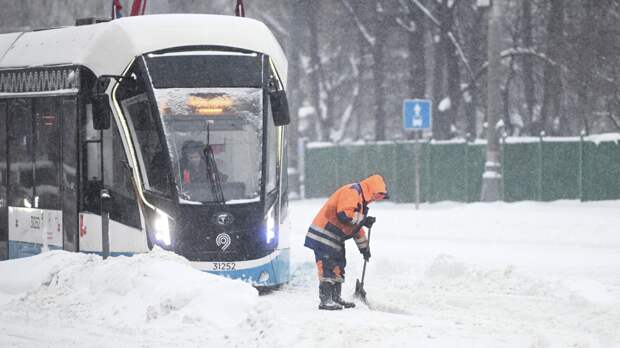 Синоптик Тишковец пообещал москвичам обильные снегопады в ночь на вторник