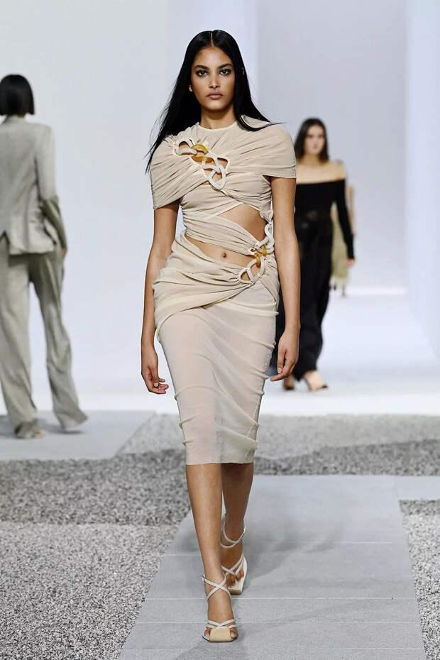 Christopher Esber Resort 22 6 Christopher Esber Resort 22 Collections 6