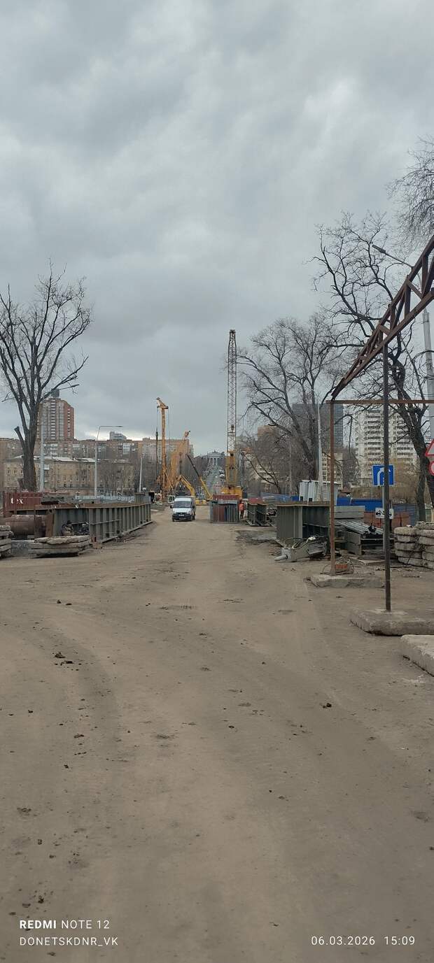 Продолжается реконструкция моста по Ильича