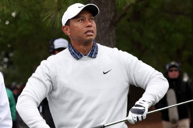 Tiger Woods on the gold course