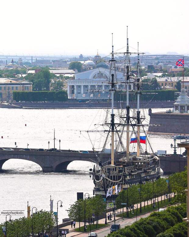 Познаем Петербург