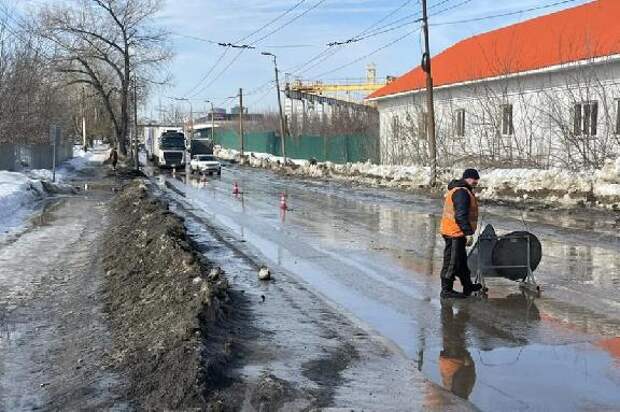 В Тамбове проводят осмотр дорог для устранения дефектов после зимы