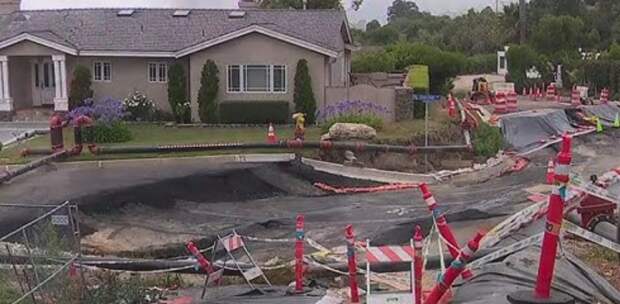 In California &quot;Unprecedented Land Movement&quot; Of About A Foot Per Week Is Breaking Gas Lines, Cracking Roads And Causing Homes To Sink