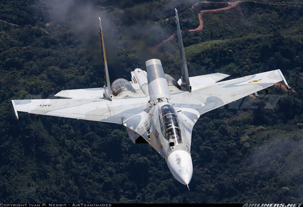 Su-30_Venezuela_2373315.thumb.jpg.c6c063