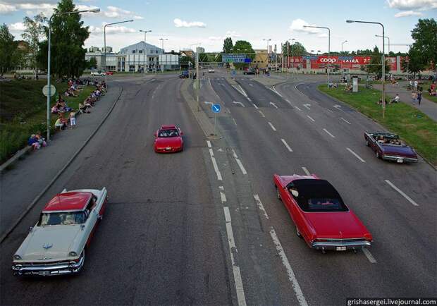 Большой слет - фестиваль американских ретро-автомобилей (48 фото)