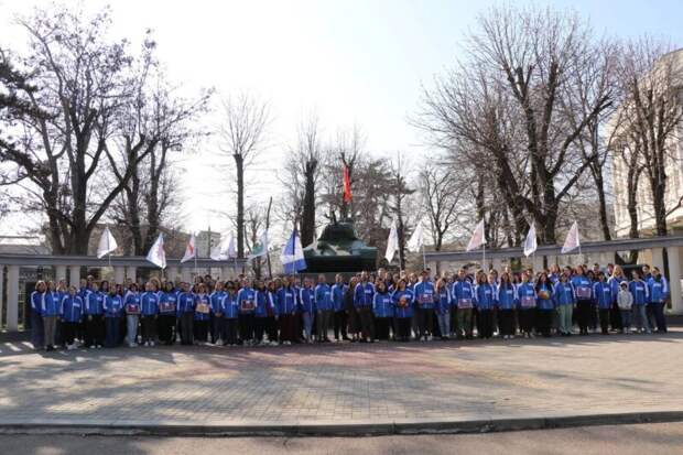 В Крыму стартовал молодежный трудовой десант по уборке и благоустройству памятников ВОВ