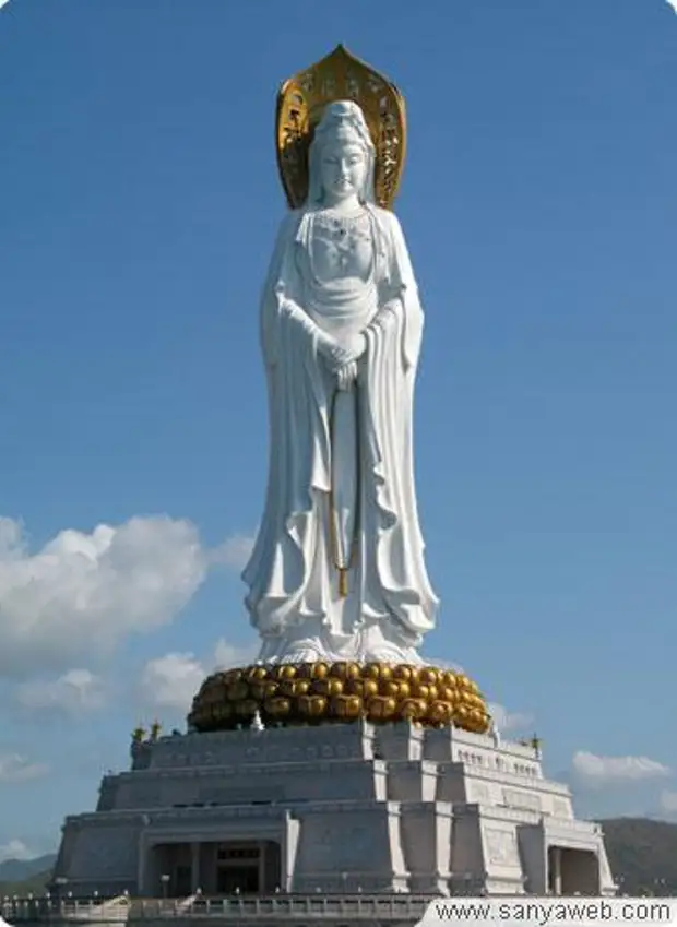 Статуя гуаньинь