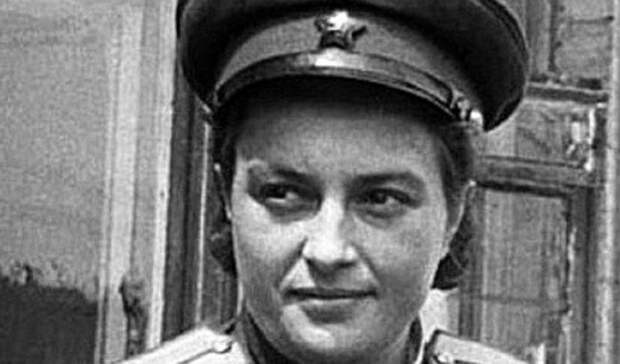 Людмила Павличенко: самая результативная снайперша мира, которую немцы прозвали «Русская смерть»