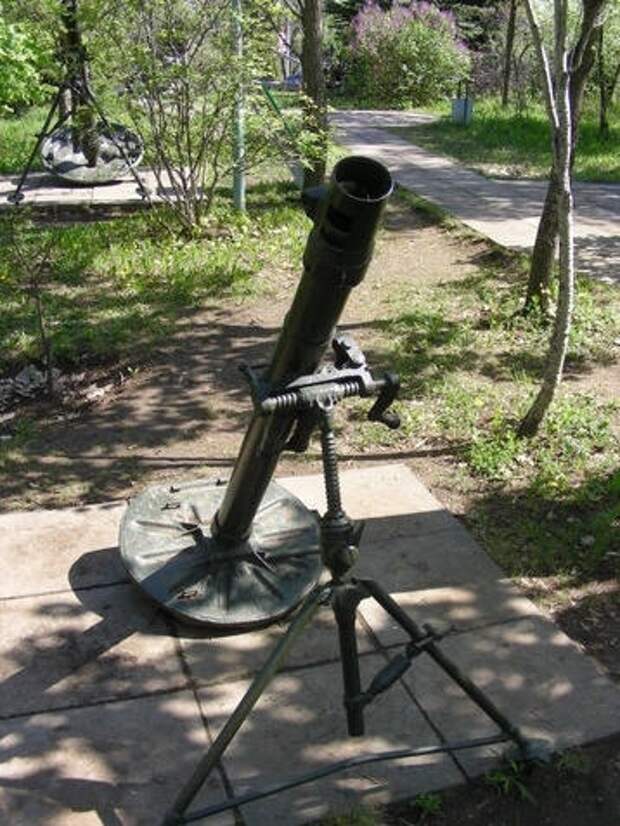 82-мм миномёт