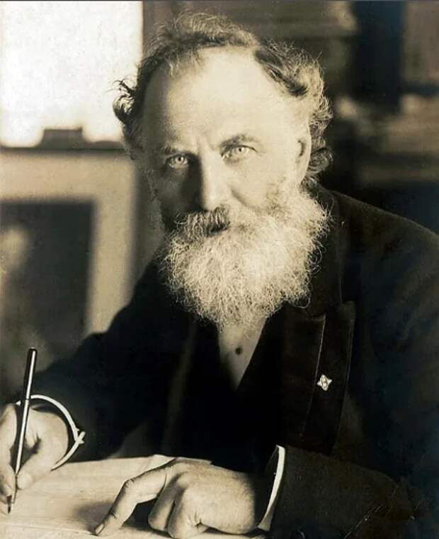 15 апреля 1912 года утонул «Титаник». Среди погибших – известный английский журналист и борец с дьяволом Уильям Томас Стэд. Он придумал жанр журналистских расследований, его называли основателем таблоидов, он всю свою жизнь посвятил борьбе за правду, Первым начал борьбу против детской проституции, пропагандировал принцип «Мир через Арбитраж», был вероятным претендентом на Нобелевскую премию мира 1912 года, А также одним из пионеров журналистских расследований. Он предсказал свою смерть, а потом невозмутимо утонул вместе с легендарным кораблем XX века.// Родился: 5 июля 1849 г., Нортамберленд. Умер: 15 апреля 1912 г. (62 года), «Титаник», Северная Атлантика.