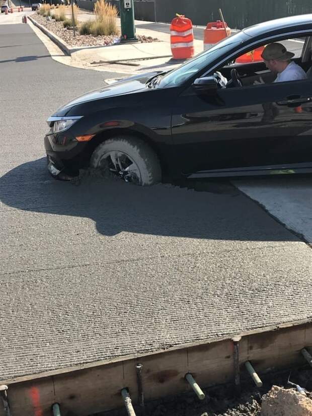 Похоже этим ребятам права выдавали не глядя Похоже этим ребятам права выдавали не глядя