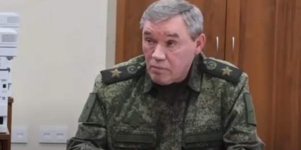 Герасимов: "Мы наступаем". Пустите "Варяга" к Путину: "Наш главный интендант – "Алиэкспресс"