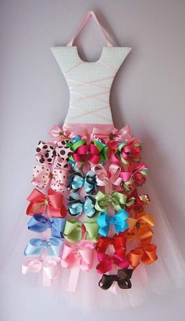 Tutu bow holder - cute!: 
