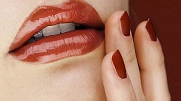 What Should Be The Preferred Lipstick In The Winter.