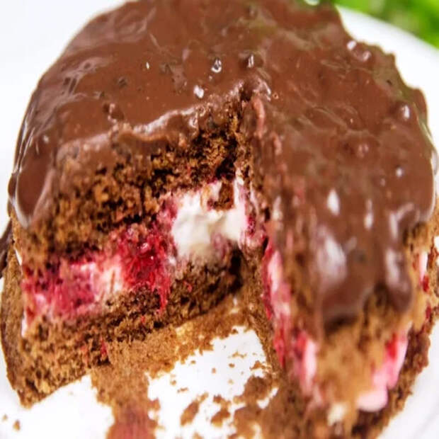 Настоящий шоколадный торт в микроволновке за 4 минуты. Гости не верят своим глазам