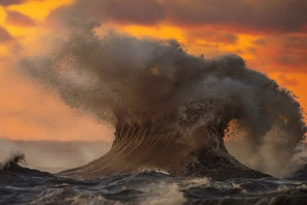 Морские горы в фотографиях Dave Sandford Морские горы в фотографиях Dave Sandford
