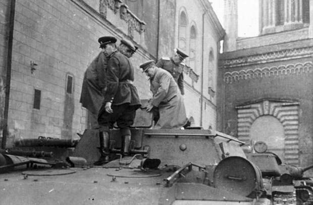 История создания и боевого применения самоходных артиллерийских устройств Зверобой, оружие, ссср, танк