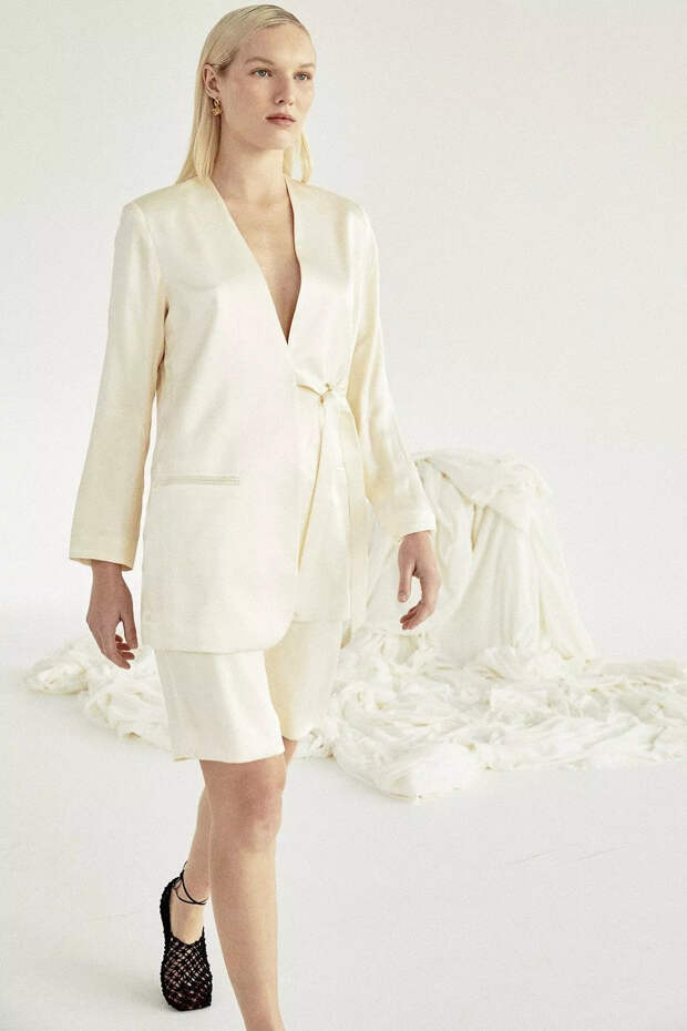Albus Lumen Resort 22 7 Albus Lumen Resort 22 Collections 7