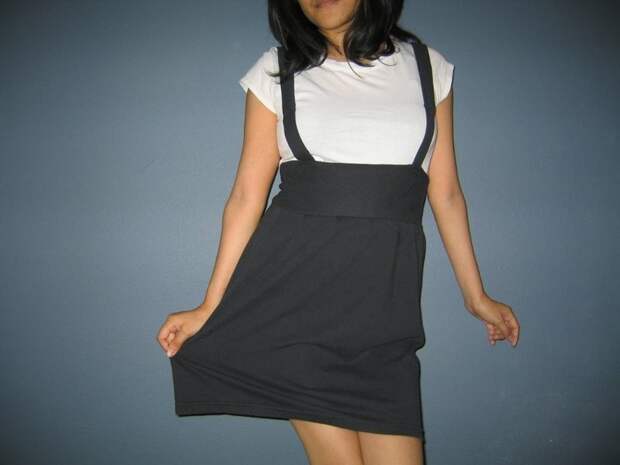 Completed Project: Jumper Skirt Out Of A T Shirt Picture #1