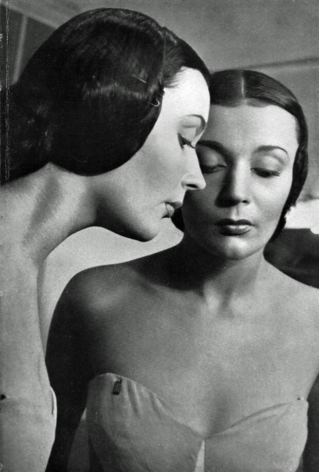 1953