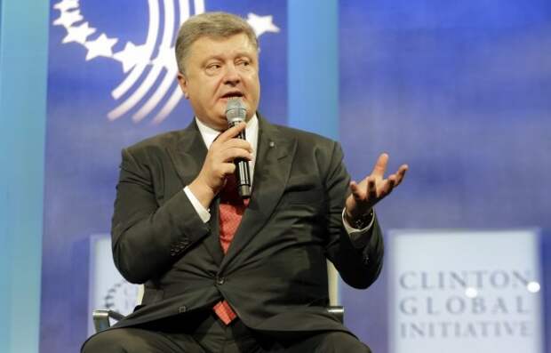 Туфли Порошенко вызвали смех в социальных сетях Туфли Порошенко вызвали смех в социальных сетях