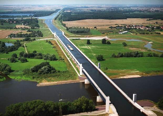 Magdeburg Water Bridge. Magdeburg Water Bridge.