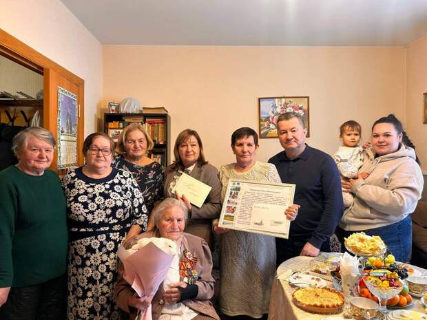 «Ваша жизнь – это летопись страны»: жительнице села Усады исполнилось 100 лет