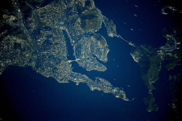 Как выглядят города россии из космоса