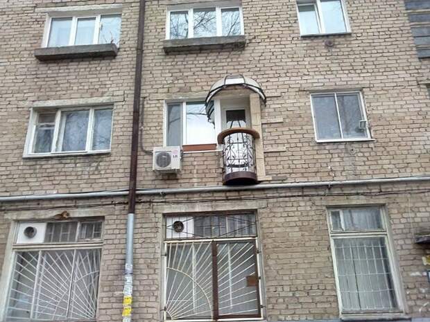 Фотография: 17 шедевральных балконов, которые можно увидеть только на просторах России №7 - BigPicture.ru