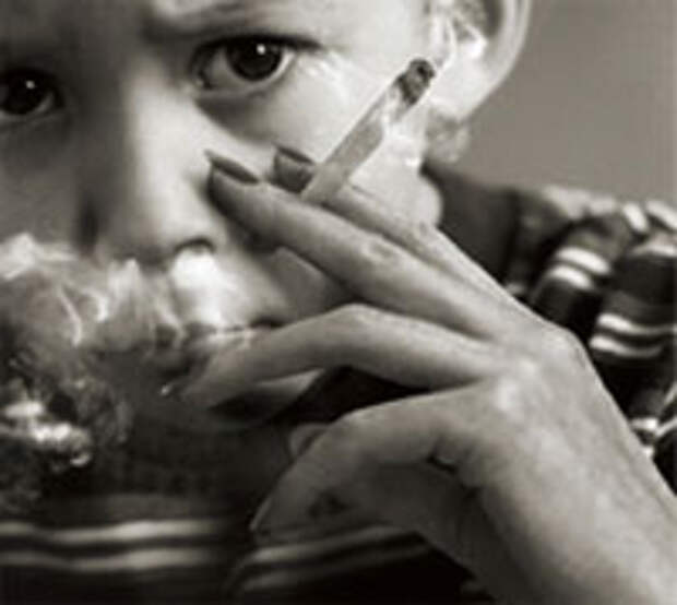 Пассивное курение: хоть детей пожалейте!
