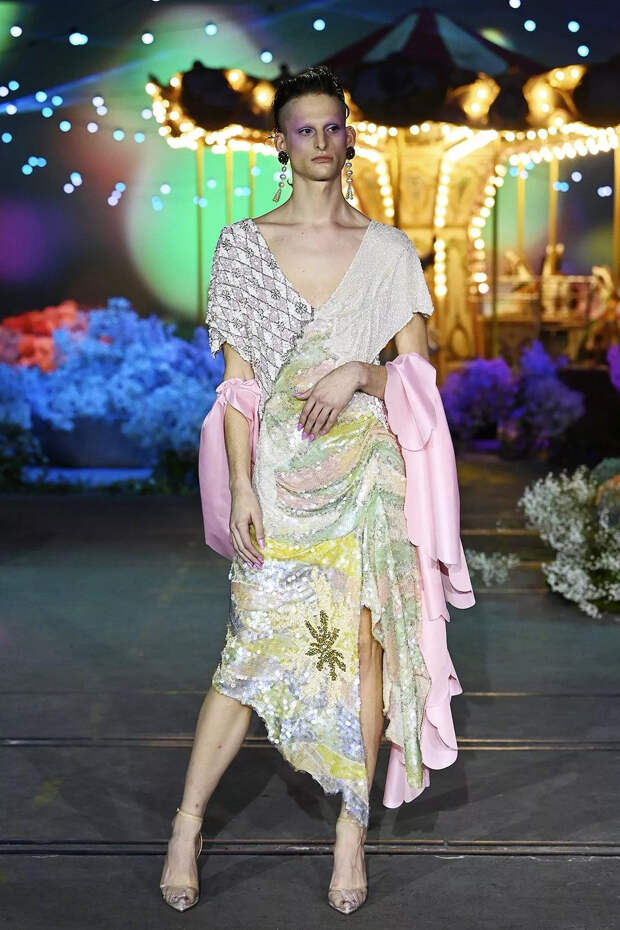 Romance was born Resort 22 8 Romance was born Resort 22 Collections 8