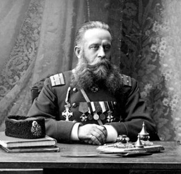 Александр Александрович Таубе барон, русский и советский военный деятель, генерал-лейтенант (1915).