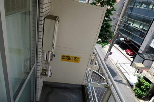 Девушка приехала на заработки в Японию. Съемная квартира поразила ее!