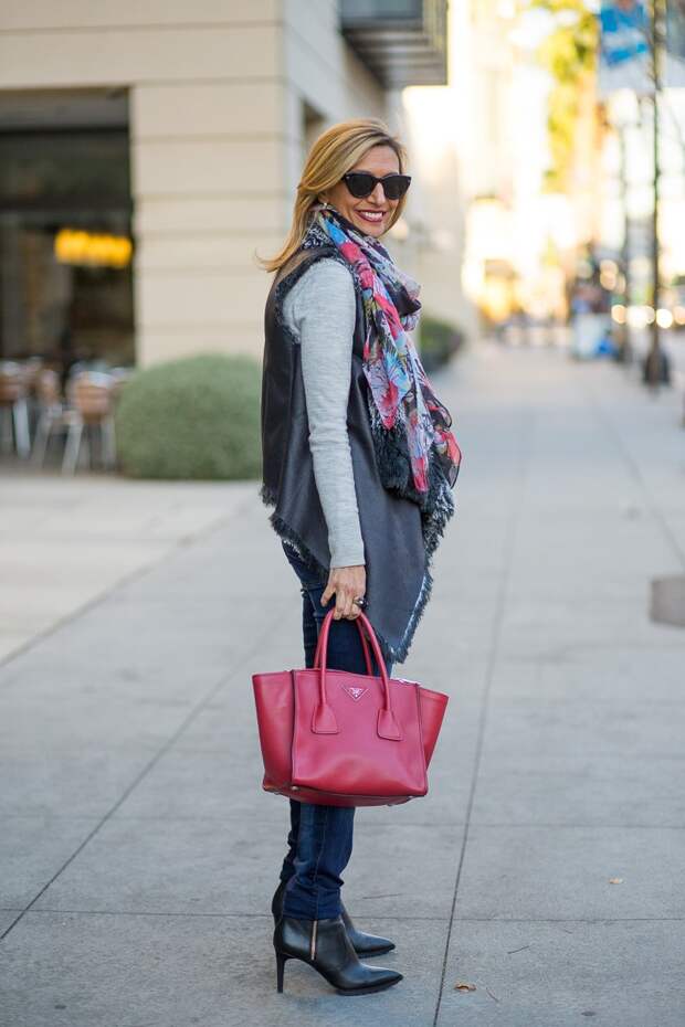 Jacket-Society-A Second Look At Our Cloud Faux Leather And Fur Vest-2319